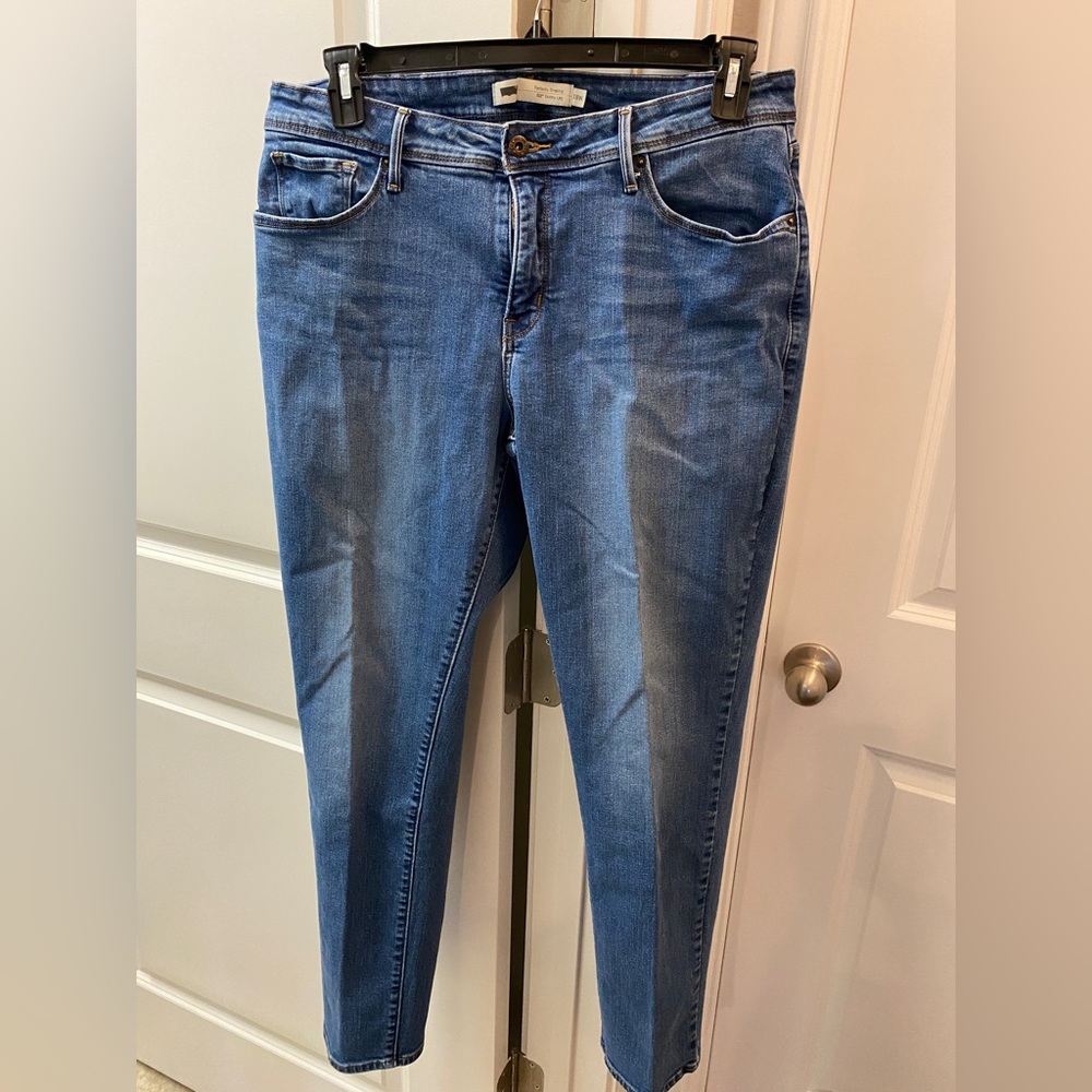 Levis womens 512 jeans, size 18W